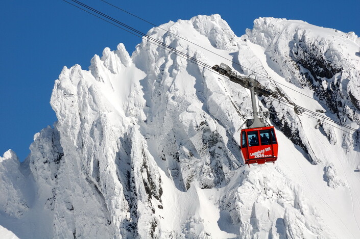 Czytaj więcej: Tatry Wysokie gotowe na narciarzy!
